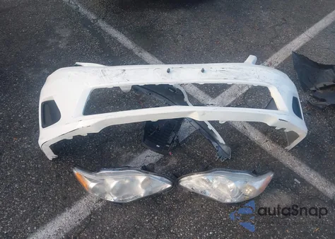 2013 Toyota Corolla L z USA, uszkodzony, nr VIN 5YFBU4EEXDP218211